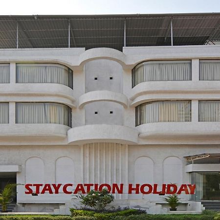 Staycation Holiday Navi Mumbai Esterno foto