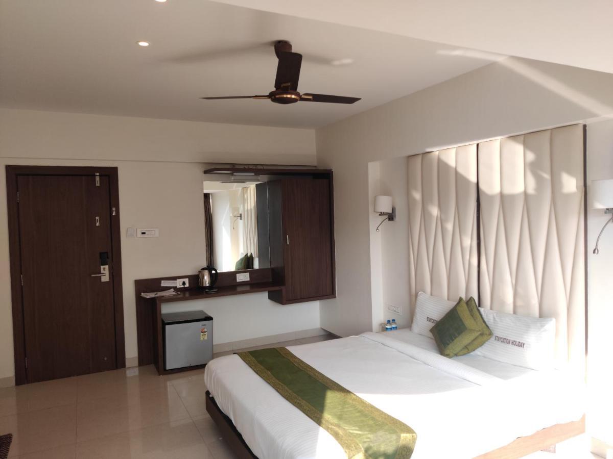Staycation Holiday Navi Mumbai Esterno foto