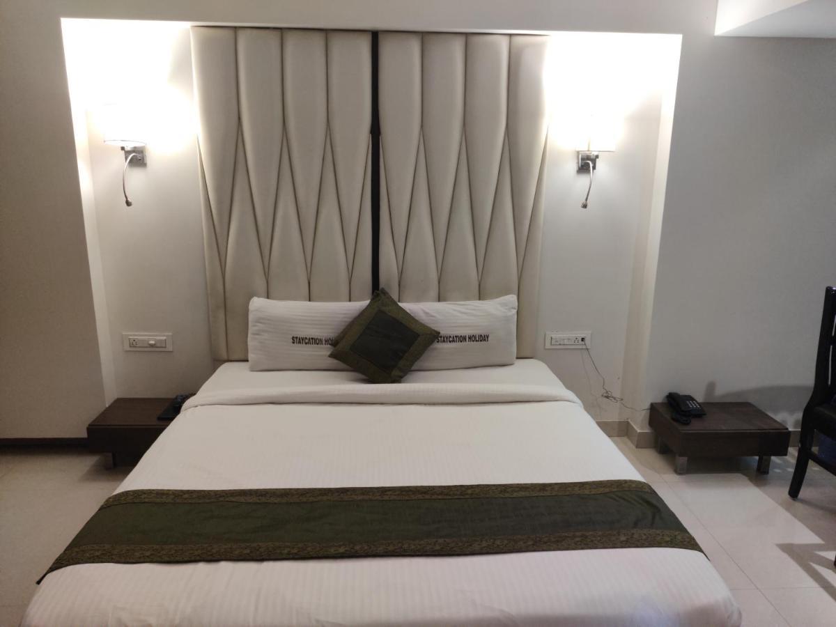 Staycation Holiday Navi Mumbai Esterno foto